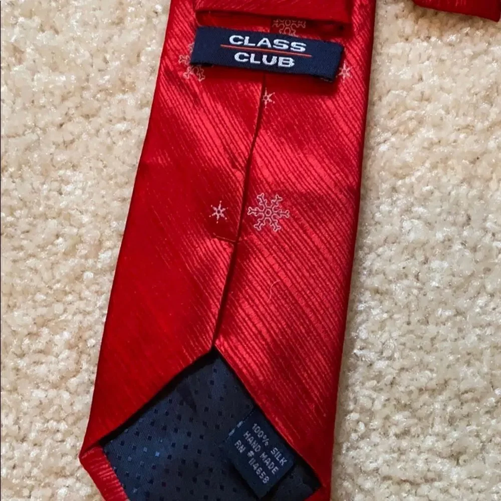 Musical Christmas Tie 8 & under.